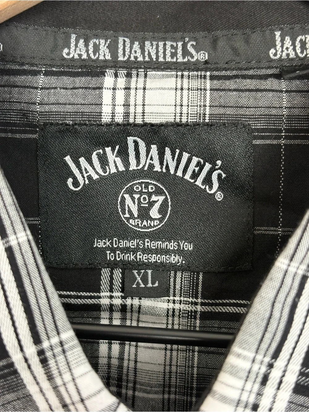 BOOT BARN BARELY WALKER JACK DANIEL'S PLAID PRINT LONG SLEEVE SNAP WESTERN SHIRT